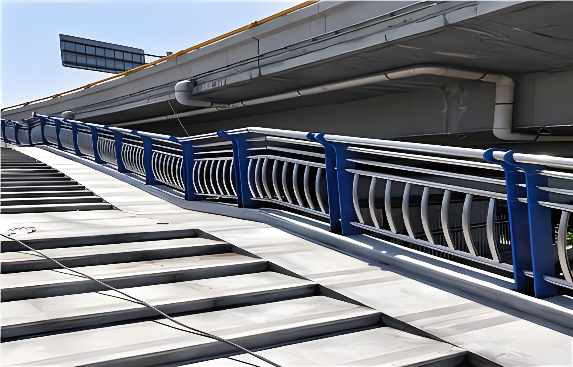 海西不锈钢桥梁护栏维护方案：确保安全，延长使用寿命